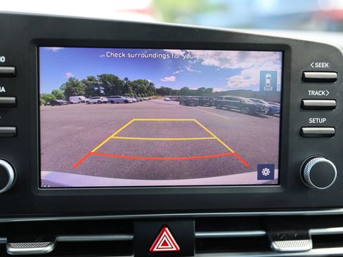 Certified 2023 Hyundai Elantra SEL FWD image 24