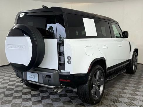 New 2025 Land Rover Defender 110 V8 image 8