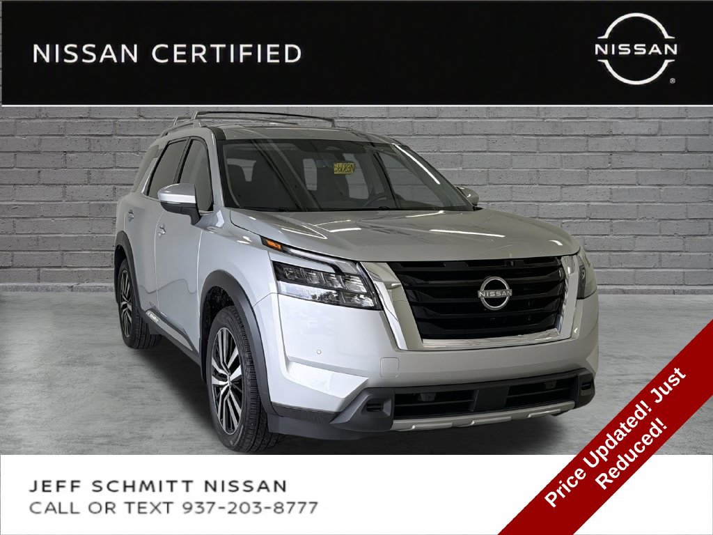 Certified 2025 Nissan Pathfinder Platinum w/ Cargo Package FWD image 1
