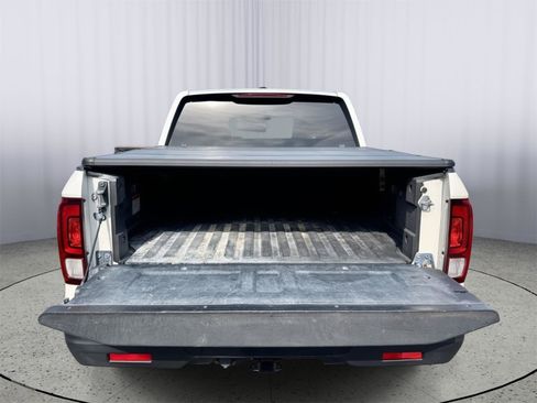 Used 2018 Honda Ridgeline RTL image 19