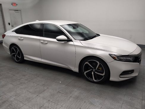 Used 2018 Honda Accord Sport image 11