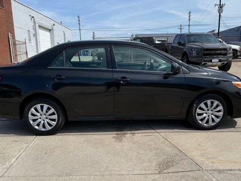 Used 2012 Toyota Corolla LE FWD image 5