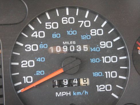Used 1997 Dodge Ram 2500 Truck 2WD Club Cab image 11