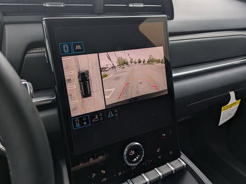 New 2026 GMC Terrain Elevation w/ Technology Package II FWD image 27