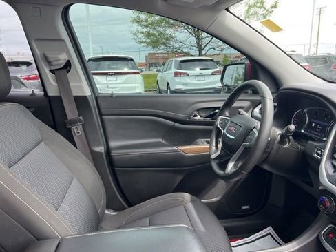Used 2021 GMC Acadia SLE w/ Driver Convenience Package AWD/4WD image 40