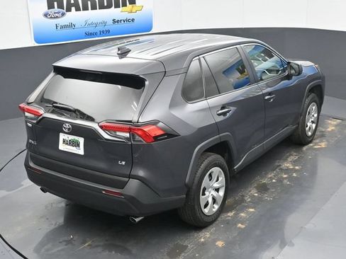 Used 2022 Toyota RAV4 LE FWD image 25