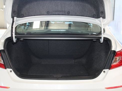 Used 2021 Honda Accord EX image 48