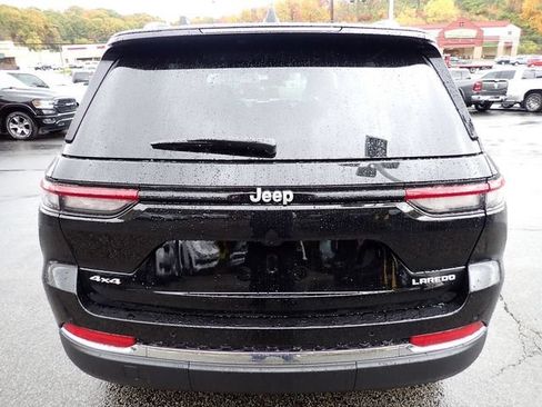New 2025 Jeep Grand Cherokee Laredo X AWD/4WD image 4