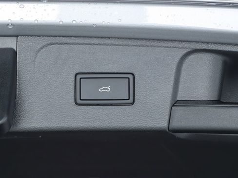 New 2026 Volkswagen Atlas SEL image 69