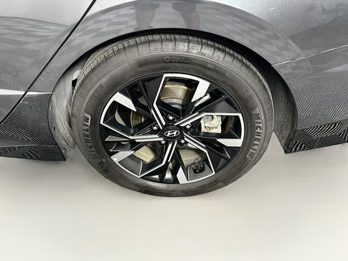 Used 2024 Hyundai Sonata SEL FWD image 11