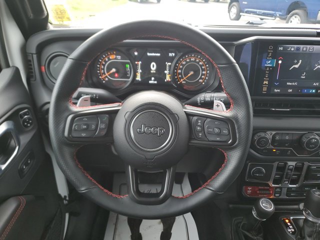 Used 2026 Jeep Wrangler Unlimited Rubicon 392 w/ Quick Order Package 27X Moab AWD/4WD image 19