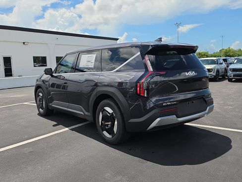 New 2026 Kia EV9 Light RWD image 6
