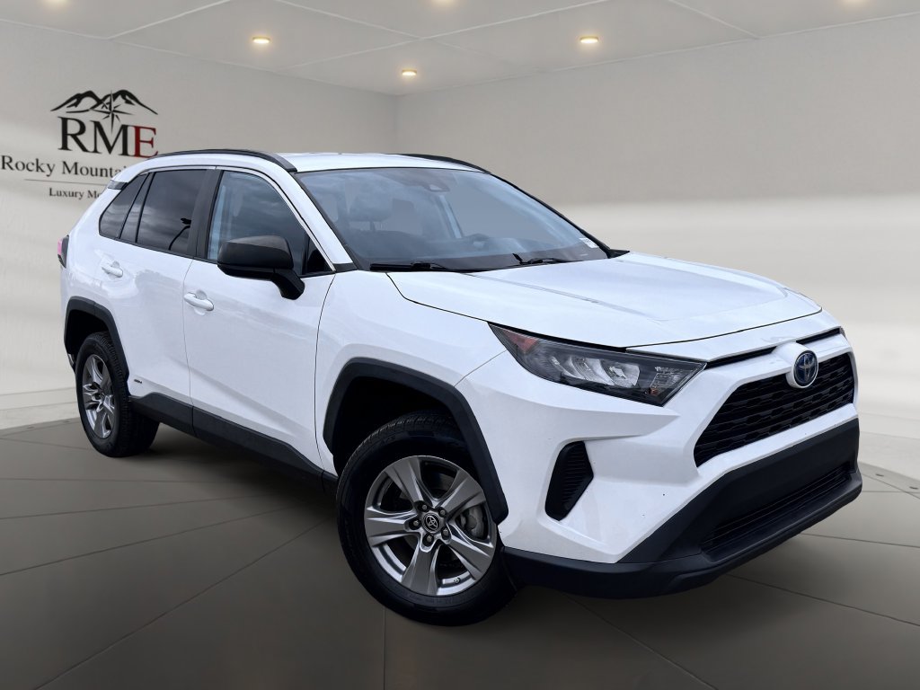 Used 2022 Toyota RAV4 LE AWD/4WD image 1