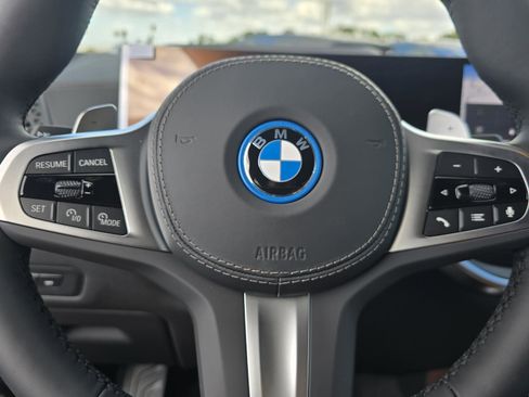 New 2026 BMW X5 xDrive50e w/ M Sport Package image 22