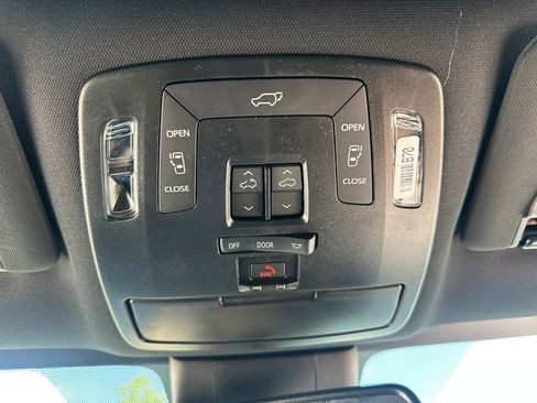 New 2026 Toyota Sienna XSE AWD/4WD image 37