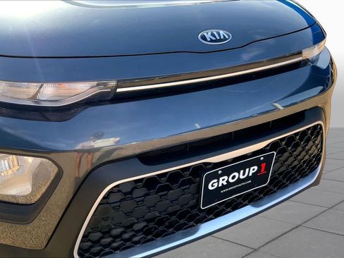 Used 2020 Kia Soul LX FWD image 30
