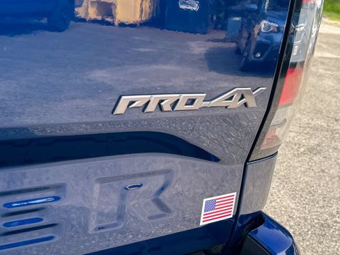 Used 2022 Nissan Frontier PRO-4X w/ Off-Road Protection Package AWD/4WD image 18