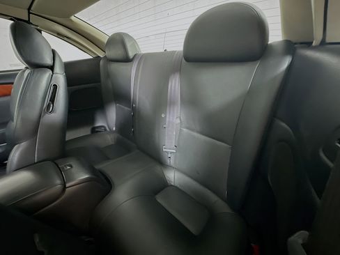 Used 2003 Lexus SC 430 Convertible image 22