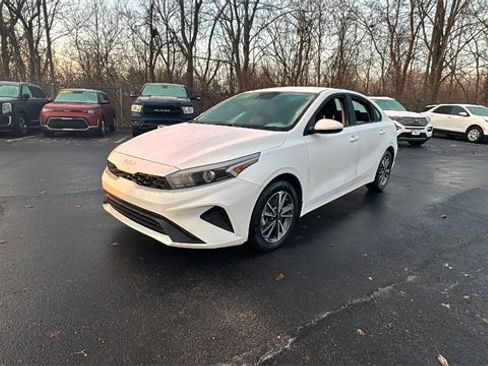 Used 2024 Kia Forte LXS image 37
