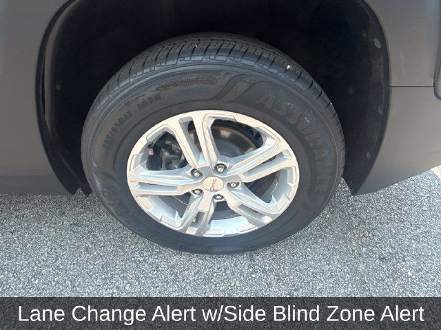 Used 2021 GMC Terrain SLE FWD image 10