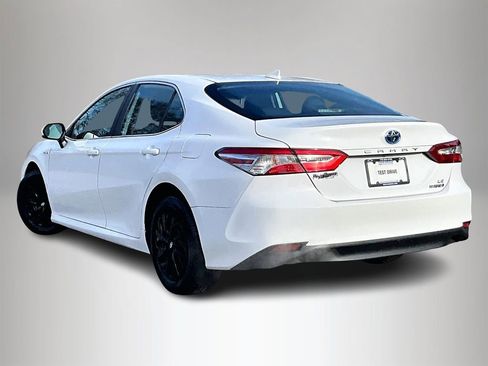 Used 2020 Toyota Camry LE image 7