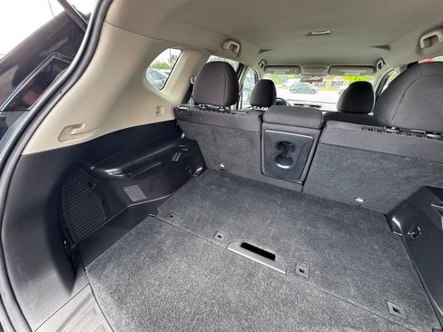 Used 2017 Nissan Rogue AWD image 43