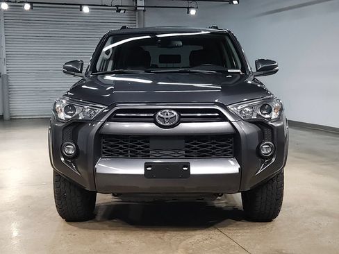 Used 2023 Toyota 4Runner SR5 Premium w/ Moonroof Package RWD image 2