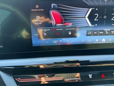 Certified 2026 BMW 530i xDrive w/ Premium Package image 24