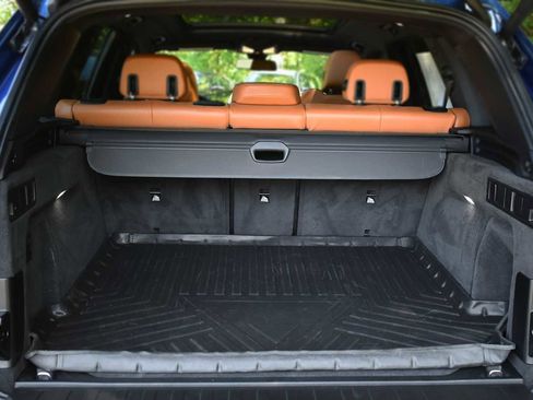 Used 2021 BMW X5 xDrive40i w/ Premium Package image 9