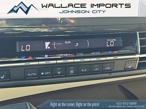 Used 2021 Toyota Sienna XLE image 34