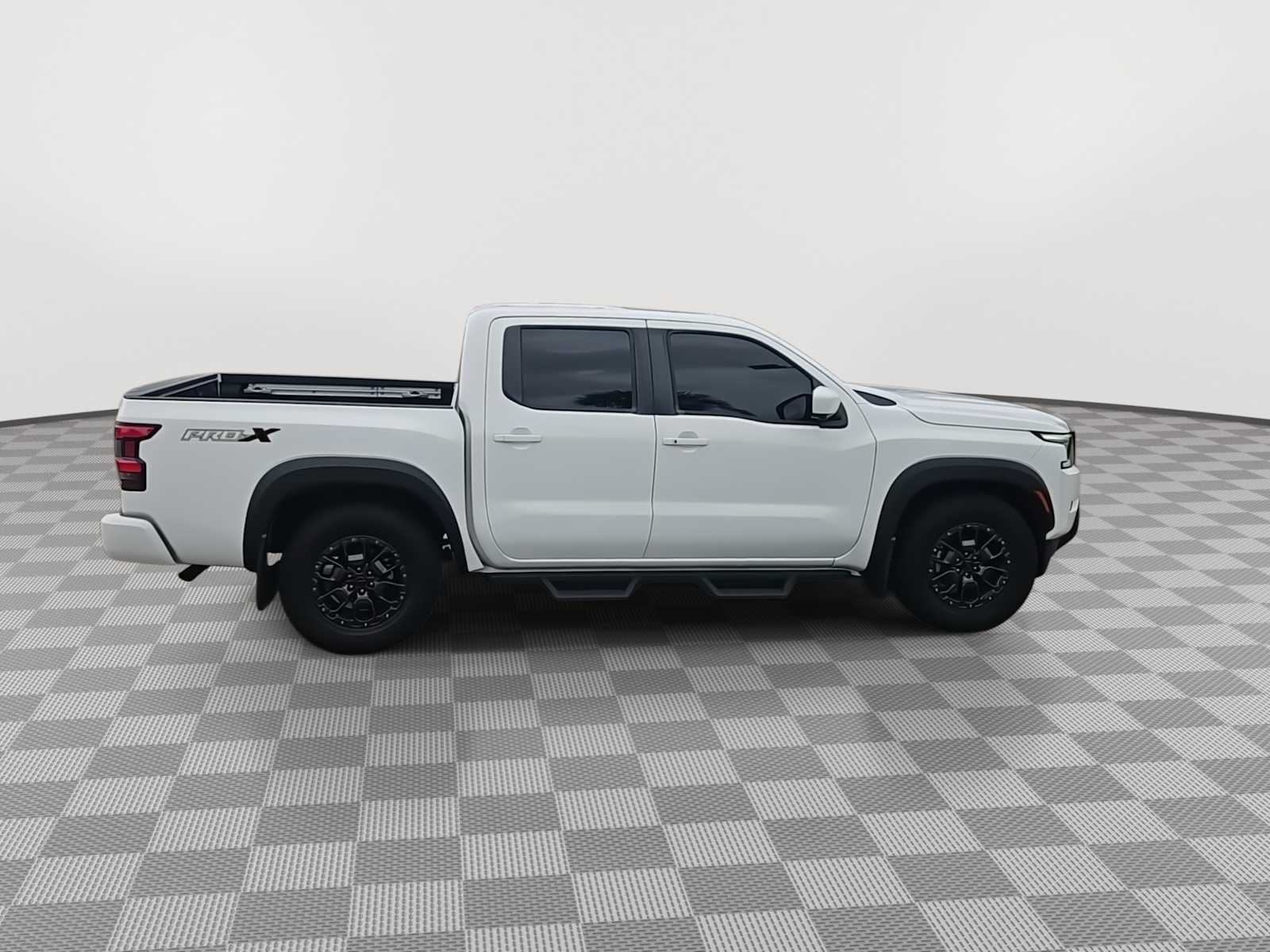 Used 2024 Nissan Frontier Pro-X w/ Pro Premium Package RWD image 9