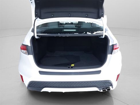 Certified 2022 Toyota Corolla SE w/ Carpet Mat Package (TMS) image 11