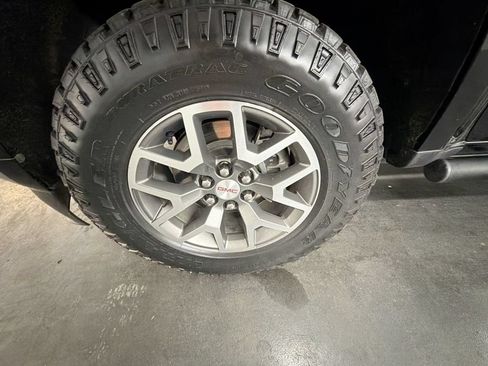 Certified 2021 GMC Canyon AT4 w/ Driver Alert Package AWD/4WD image 30