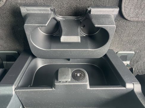 Used 2023 Ford F250 XLT w/ FX4 Off-Road Package image 13