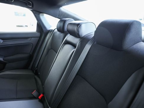 Used 2025 Honda Civic Sport image 27