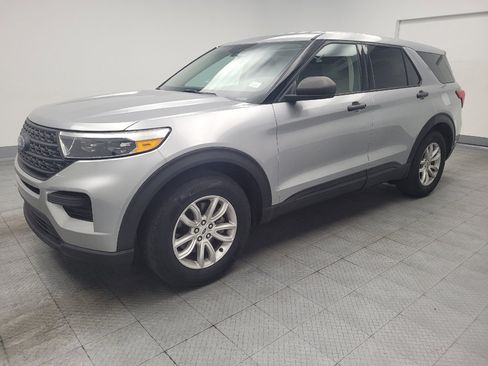 Used 2020 Ford Explorer 2WD image 2