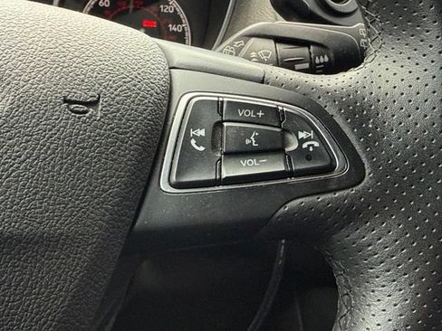 Used 2018 Ford Focus ST w/ Equipment Group 401A FWD image 28