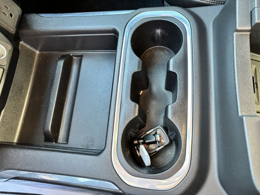 Used 2021 GMC Sierra 1500 AT4 AWD/4WD image 18