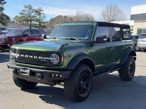 Used 2022 Ford Bronco Wildtrak image 23