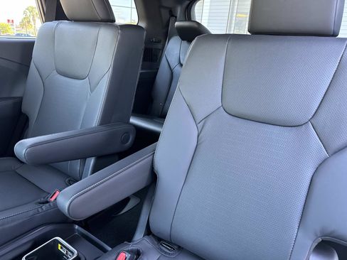 New 2026 Lexus TX 350 350 F SPORT Handling image 14