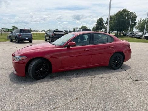 Used 2022 Alfa Romeo Giulia Sprint AWD/4WD image 8