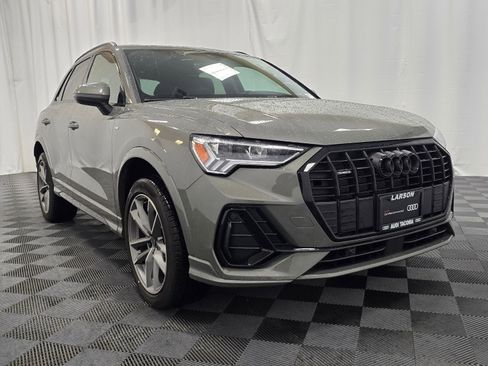 Certified 2025 Audi Q3 2.0T Premium w/ Convenience Package image 8