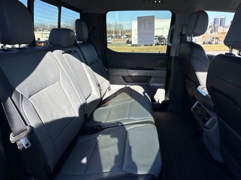 Used 2022 Ford F150 Lariat w/ Equipment Group 502A High image 14