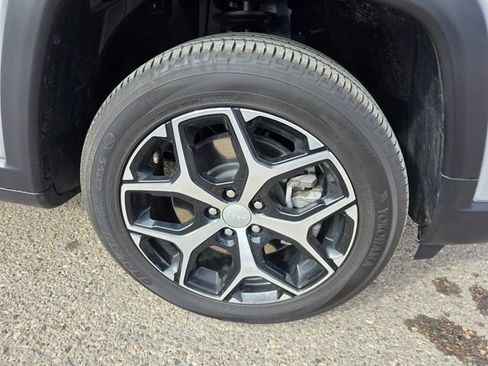 Used 2024 Jeep Compass Limited image 6