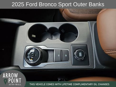 Used 2025 Ford Bronco Sport Outer Banks AWD/4WD image 28