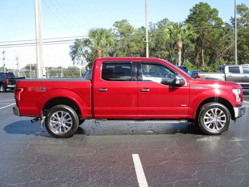 Used 2016 Ford F150 Lariat w/ Equipment Group 502A Luxury AWD/4WD image 9