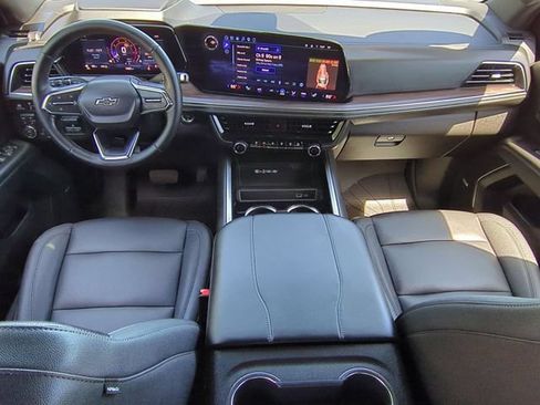 Used 2025 Chevrolet Tahoe Z71 w/ Z71 Off-Road Package AWD/4WD image 27