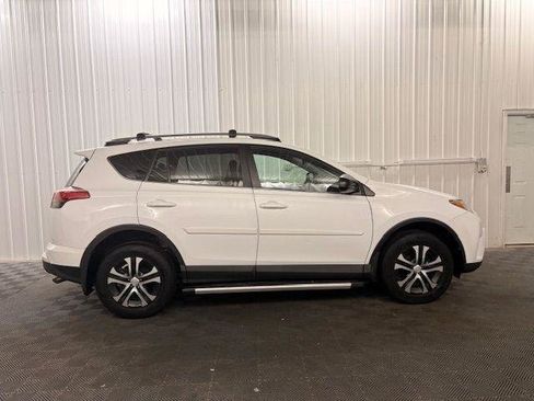 Used 2017 Toyota RAV4 LE image 22