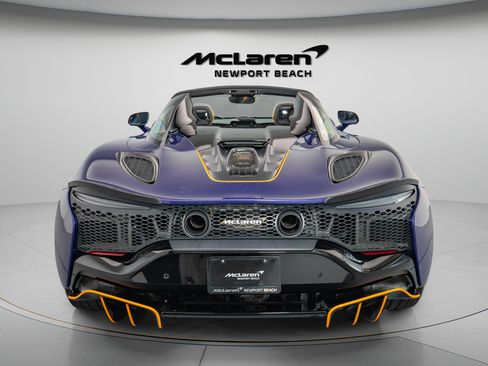 Used 2025 McLaren Artura Spider RWD image 43