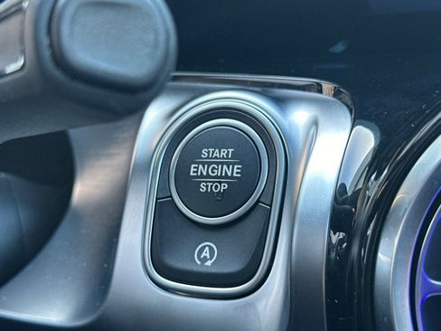 New 2026 Mercedes-Benz GLB 35 AMG AMG 35 image 28